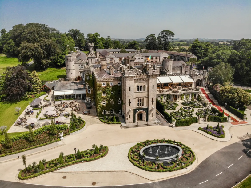castle wedding in Ireland