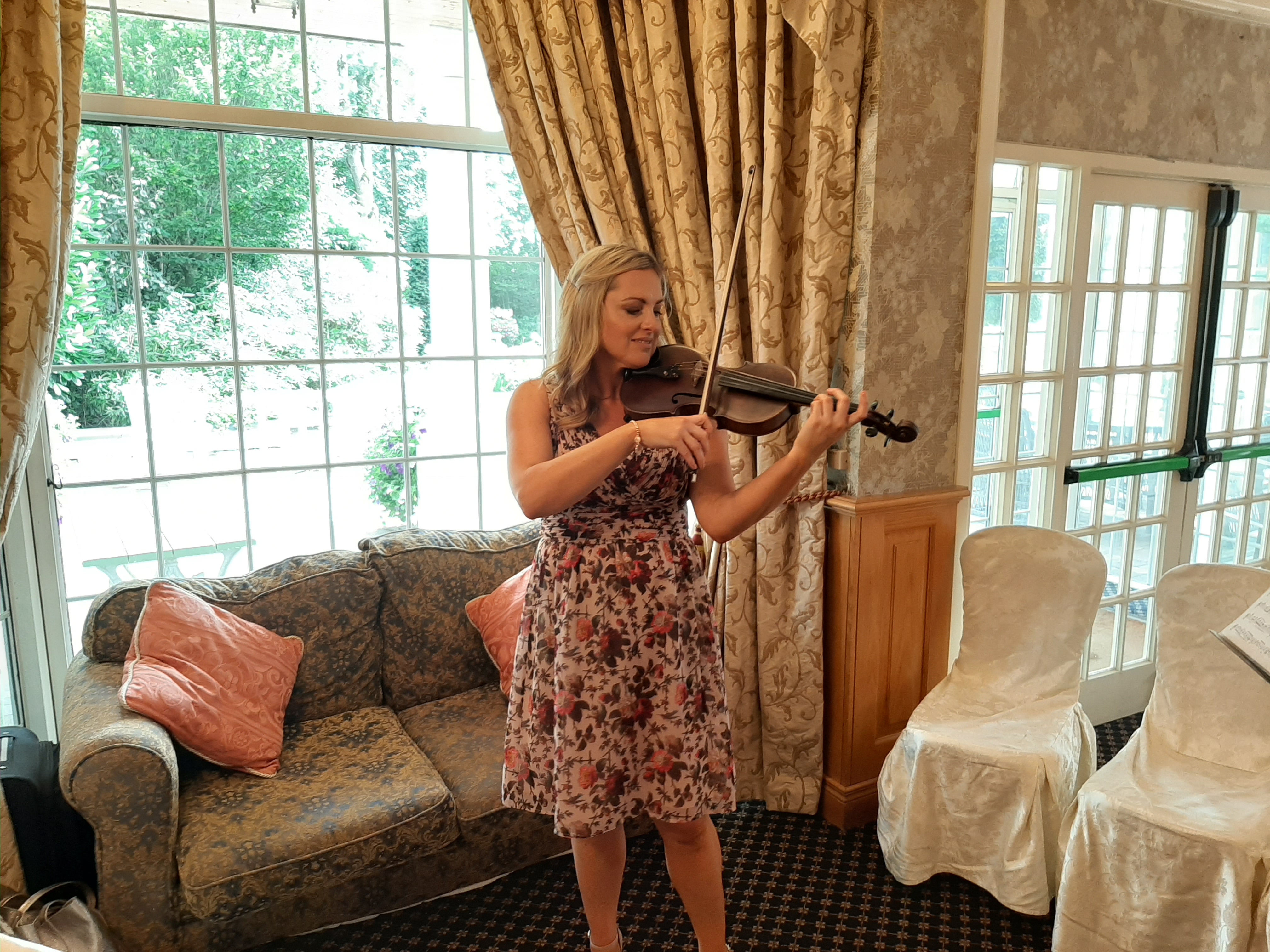 Hazel Alexander Violinist